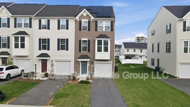 Photo - 105 Dripping Spring Dr