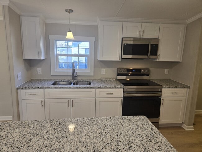 Photo - 223 E Park Ave