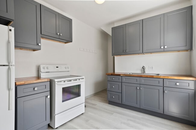 Building Photo - 278 S Lincoln St Unit 3