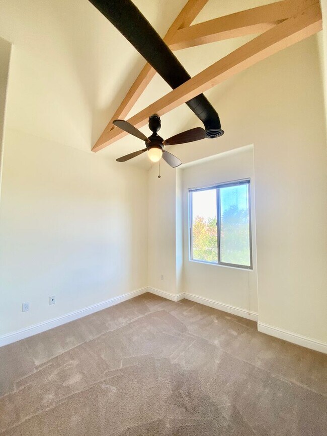 Photo - West Davis apartment Unidad A