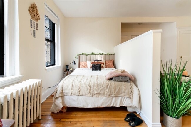 Photo - 70 Queensberry St Unit 205