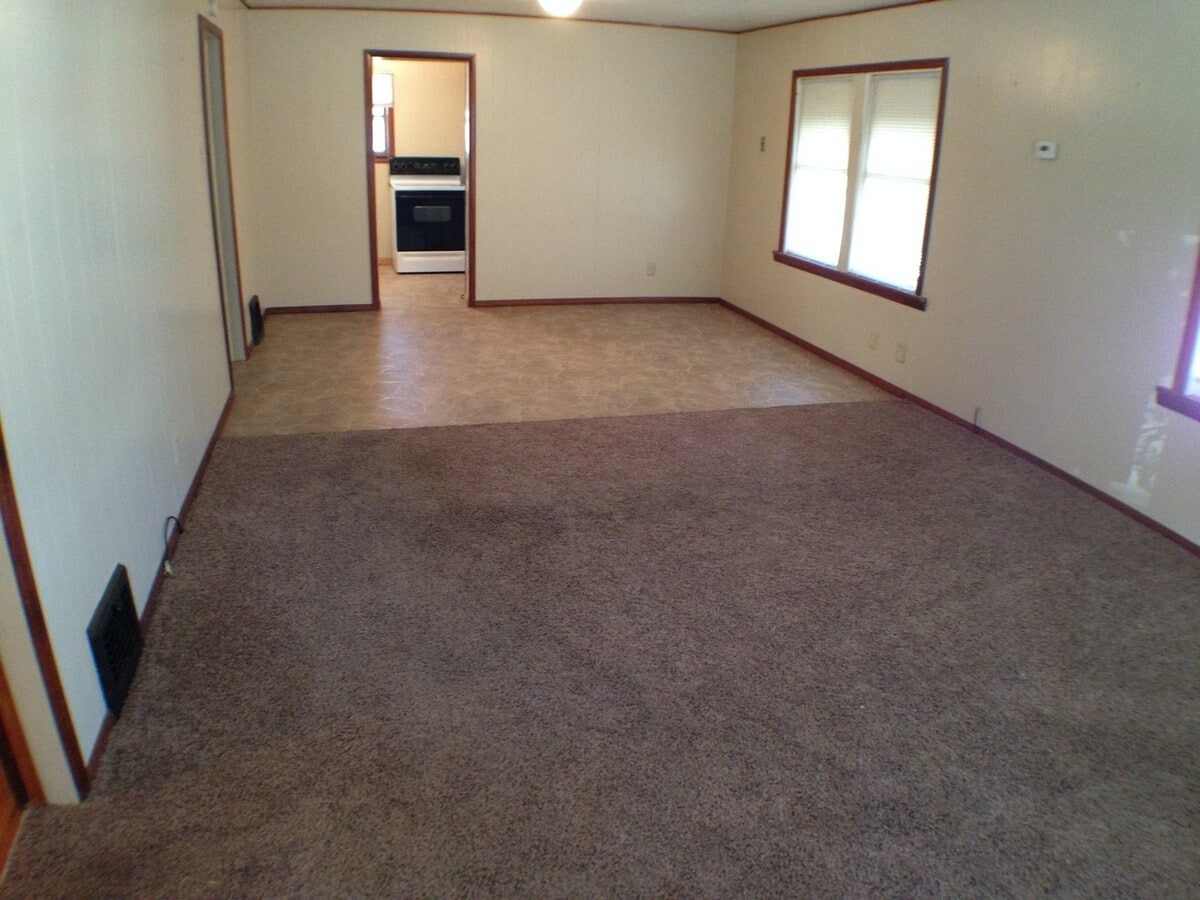 Photo - Nice 2 bed 1 bath Ready for Move In!