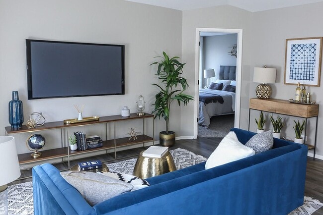 Arlington Club Apartments