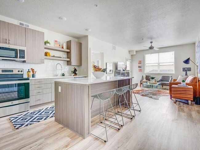 21LUX Apartments