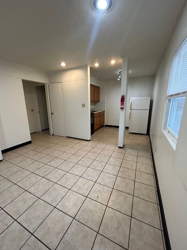 Photo - 1 Bedroom, 1 Bathroom Apartment