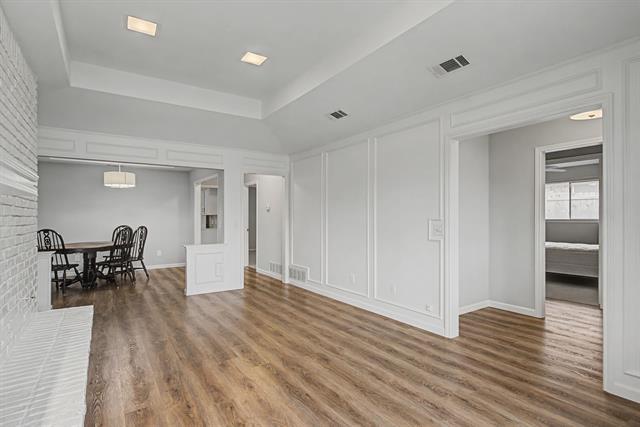 Photo - 2126 Teakwood Ln