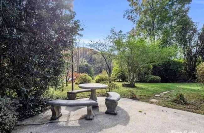 Photo - Charming 3-Bedroom Cottage with Garage & C...