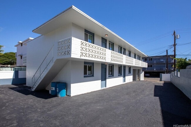 Building Photo - Manthos 94-322 Pupuole St Unit 4 Rental