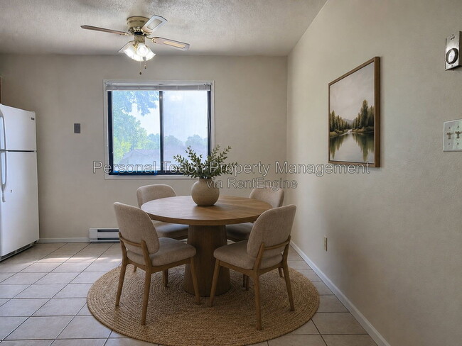 Building Photo - 420 5th Ave E Unit 201