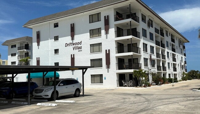 Building Photo - "Seaside Elegance: Fully Furnished 2-Bed, 2-Bath Condo with Granite Finishes & Guest Suite at Coc... Unit 202
