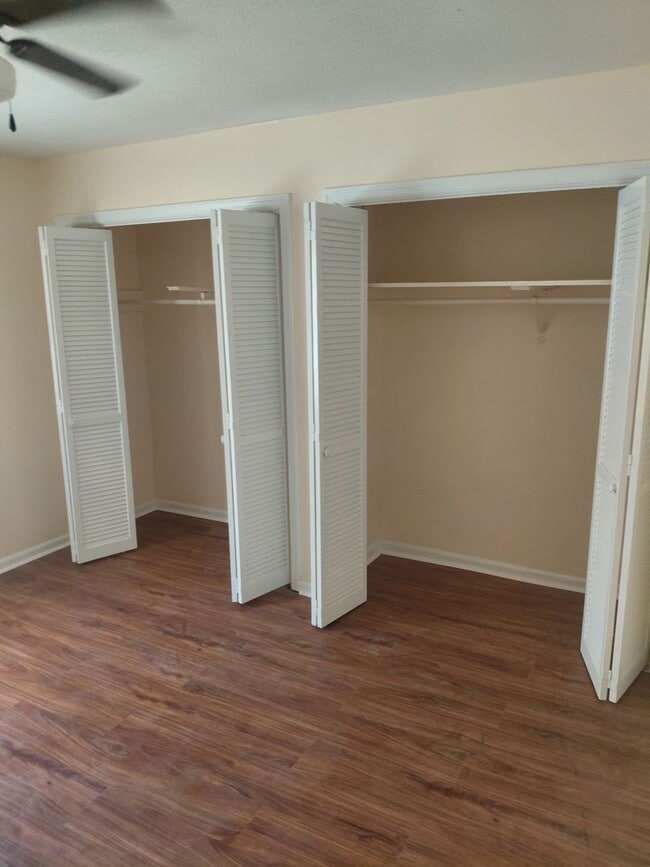 Photo - 3108 Plantation Dr Unit B