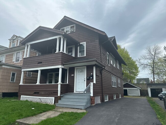 Photo - 229-231 Selye Ter Unit 229