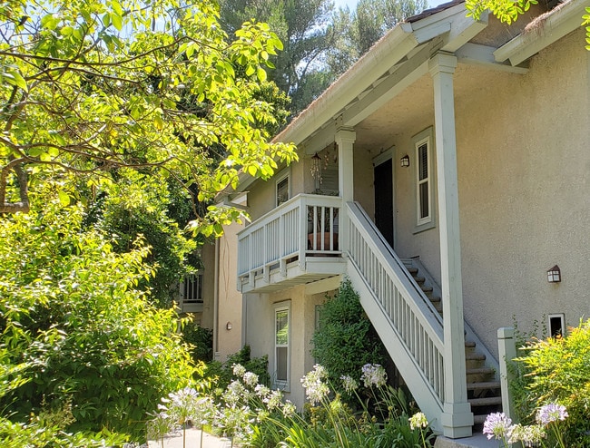 Photo - 7131 N Farralone Ave Unidad 47