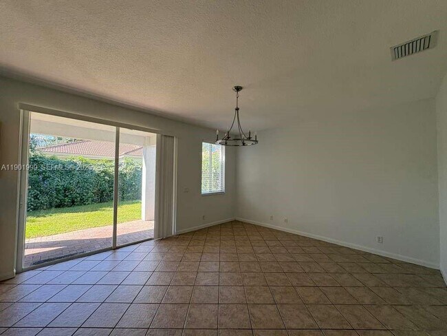 Photo - 1064 Golden Cane Dr