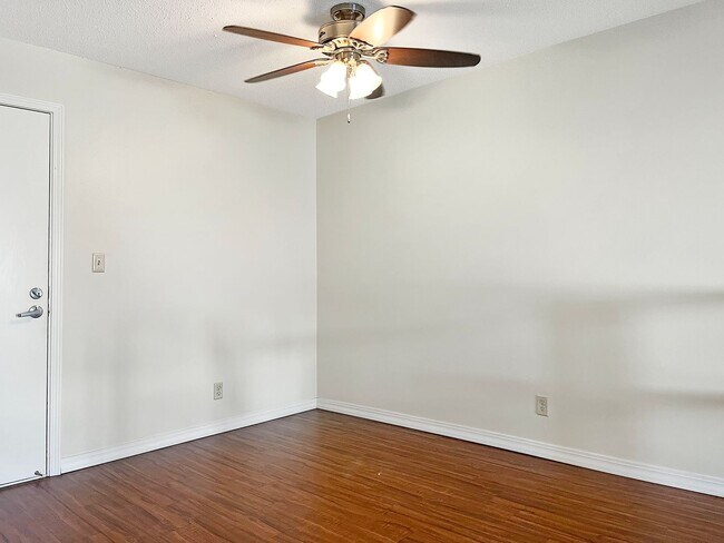 Lakewood Isles