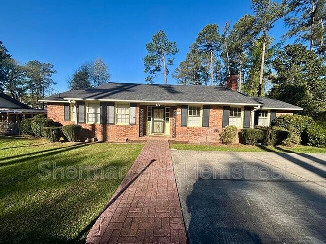 Photo - 807 Barrett Ln