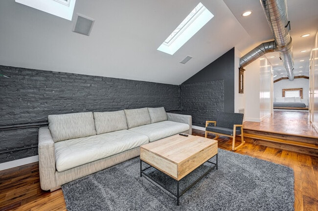 Photo - 1519 W Superior St Unidad ID1255747P