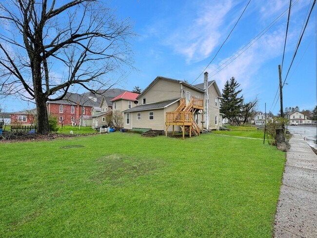 Photo - 200 Danis St Unidad 1st Floor