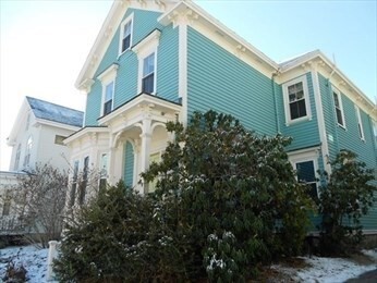 Building Photo - 16 Holbrook St