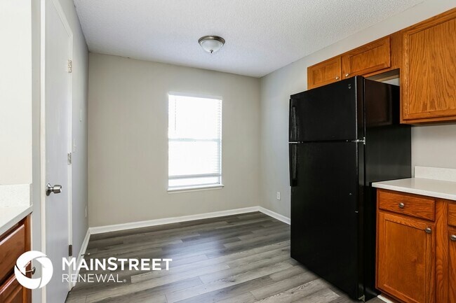 Photo - 7878 Cherry Blossom Dr S