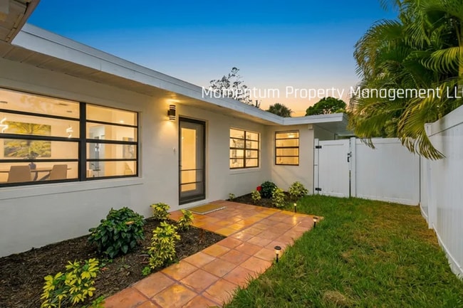 Photo - Gorgeous 4 Bedroom in Dunedin! Full Upgraded w/ a Pool!! Don't Miss Out!!