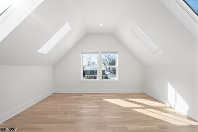 Photo - 96 Watchung Ave