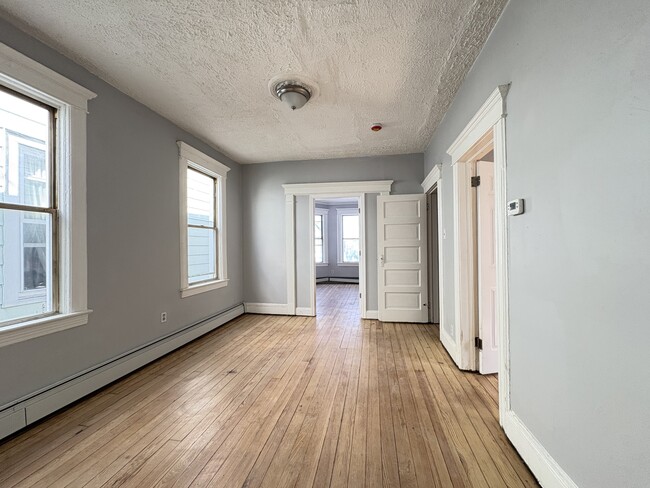 Photo - 25 Dwight St Unit 2