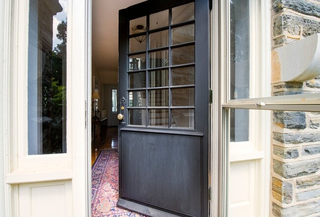 Photo - 734 Millbrook Ln