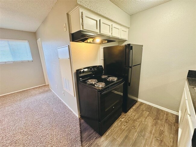 Photo - 3702 S 2nd St Unit 204