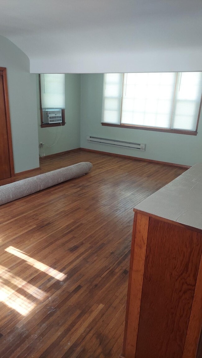 Photo - 1417 1/2 S 12th St Unit Cottage House