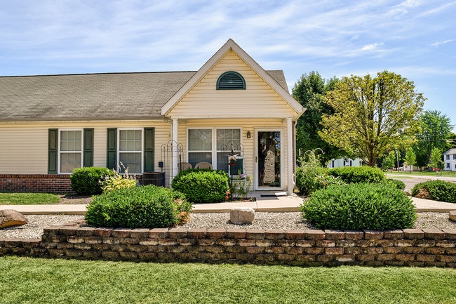 Photo - Essex Place Apartments