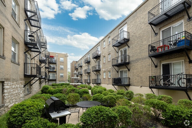 Building Photo - Gallery Central West End Rental