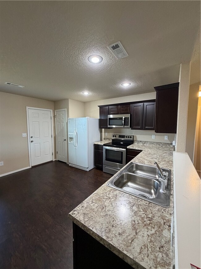 Photo - 817 NW 67th Ave