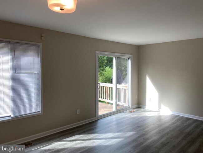 Photo - 2804 Cambridge Dr