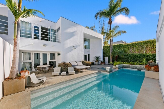 Building Photo - 27428 CA-1 Rental