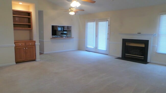 Photo - ~~~ Extremely Appealing ~~~