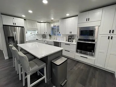 Photo - 8306 94th St NW