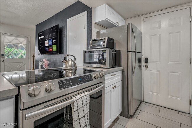 Photo - 1334 Dorothy Ave Unit 3