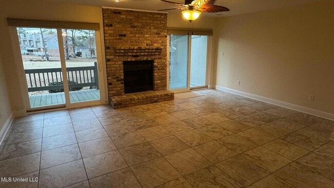 Photo - 289 Highpoint Dr