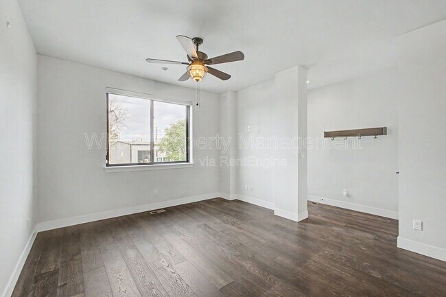 Photo - 4339 Kalamath St