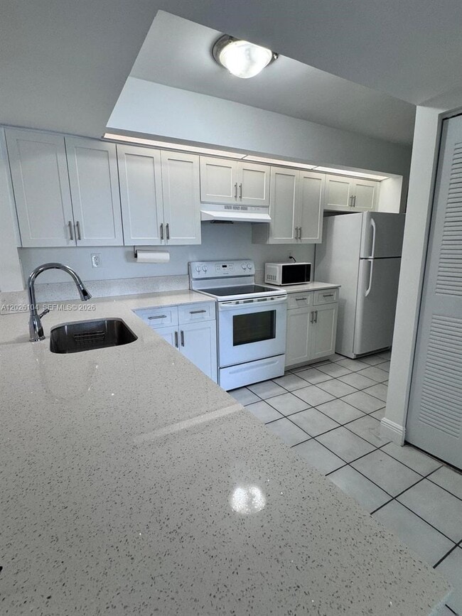 Photo - 8600 SW 212th St Unit 308