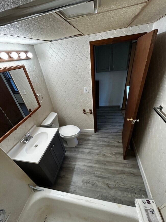 Photo - 106 Warsaw St Unit 106 Warsaw  2