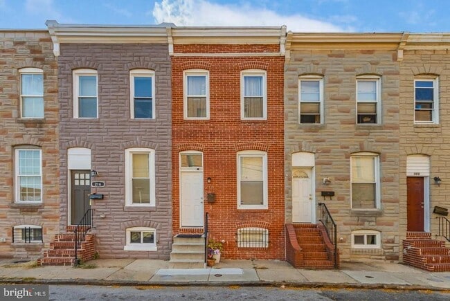 Building Photo - 218 N Glover St Rental