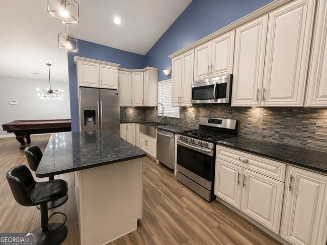 Photo - 7061 N Shore Dr