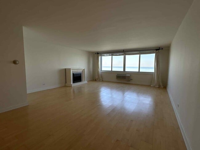 Photo - 1440 N Lake Shore Dr Unidad 21E