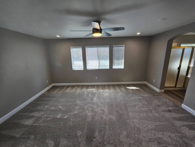 3261 Foggy Bank Way