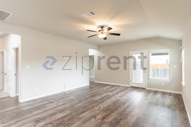 Photo - 1520 Homestead Farms Dr