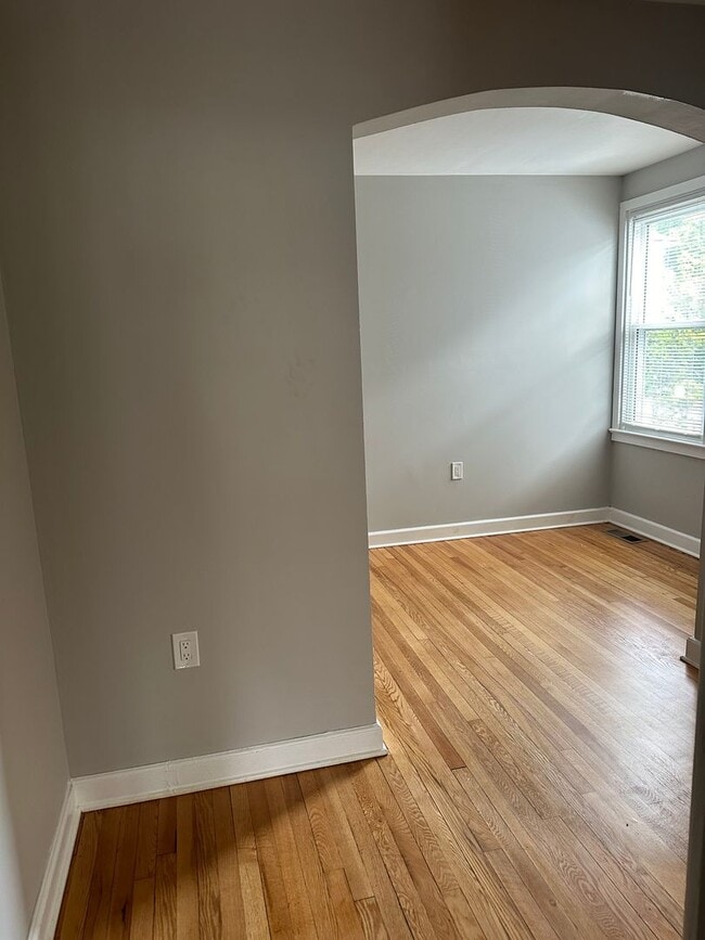 Photo - 18 -1/2-18 1/2 Morningside Dr Unit 16