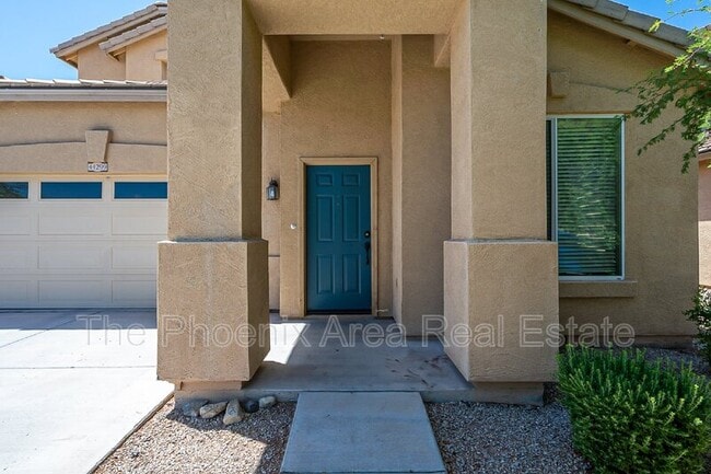 44299 W Oster Dr