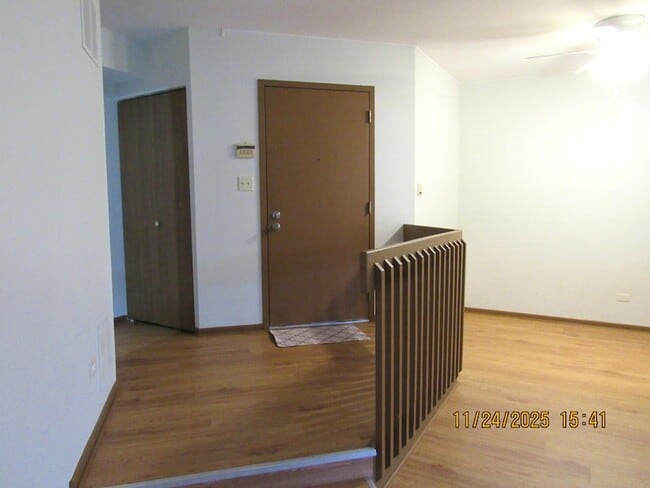 Photo - 1735 Chesapeake Ln Unit 7